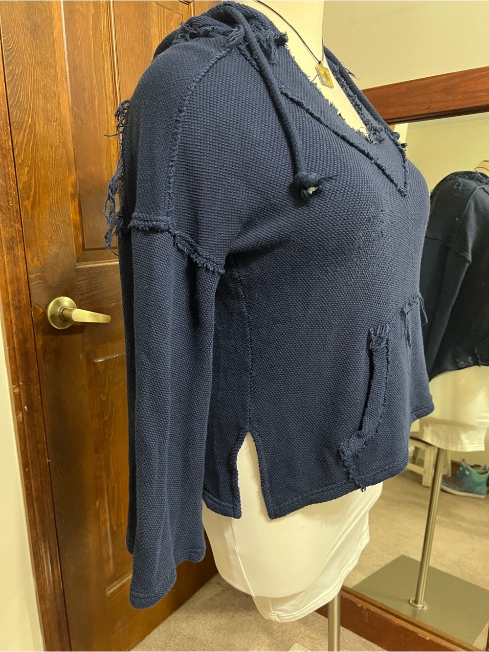 The Black Dog Brand L Navy Blue Distressed Hooded Sweater Oversized Boho Casual - Picture 5 of 9